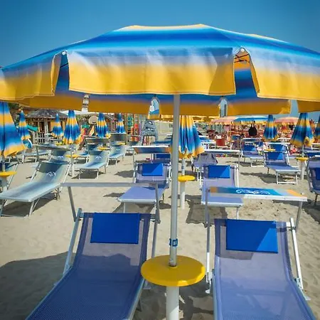 Hotel Levante Sul Mare 3*