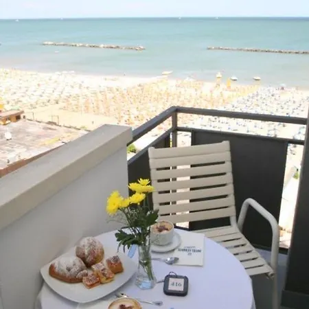 Levante Sul Mare Hotel Lido Di Savio
